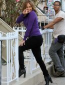 Jennifer Lopez waves Fans on the Set of 'Second Act' Filming in Queens in NYC