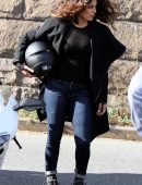 Priyanka-Chopra-on-the-Set-of-Quantico-Season-3-14