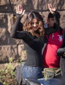 Priyanka-Chopra-on-the-Set-of-Quantico-Season-3-3