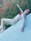 Rose-McGowan-in-Posture-Magazine-2017-7