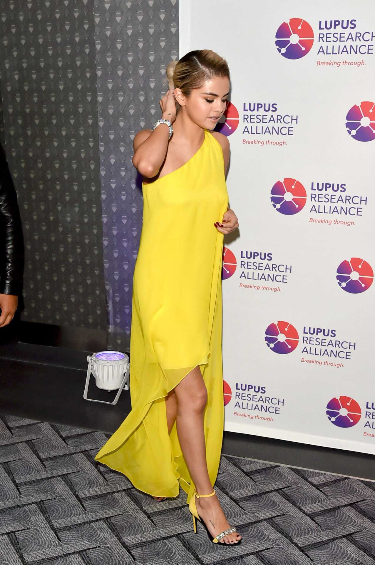 Selena-Gomez-630