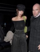 Bella-Hadid-Braless-213