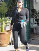 Demi-Lovato-Booty-in-Tights-8