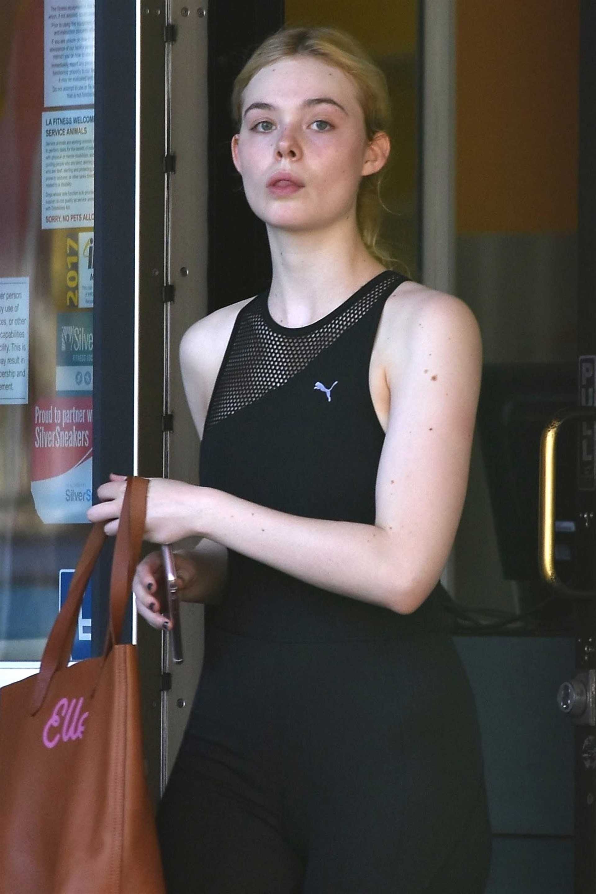 Elle-Fanning-5