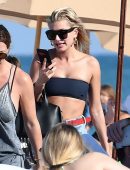 Hailey-Baldwin-901