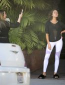 Olivia Culpo – Candids in Beverly Hills