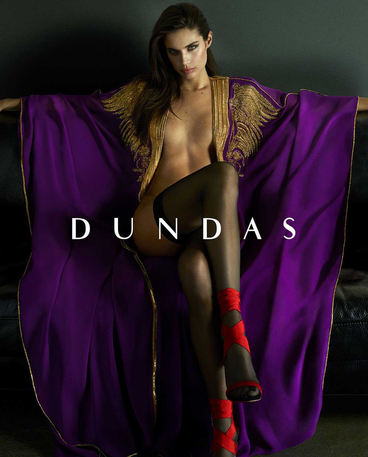 Sara Sampaio – Dundas Resort 2018 Campaign