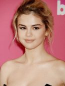 Selena Gomez – 2017 Billboard Women in Music Event in Los Angeles