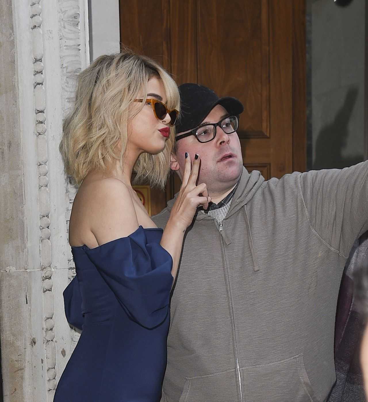 Selena-Gomez-Leggy-at-the-Kiss-FM-Studios-3