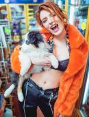 Bella Thorne on Social Media