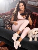 Demi-Lovato-Social-Media-Pics-4