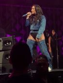 Demi-Lovato-Social-Media-Pics-5