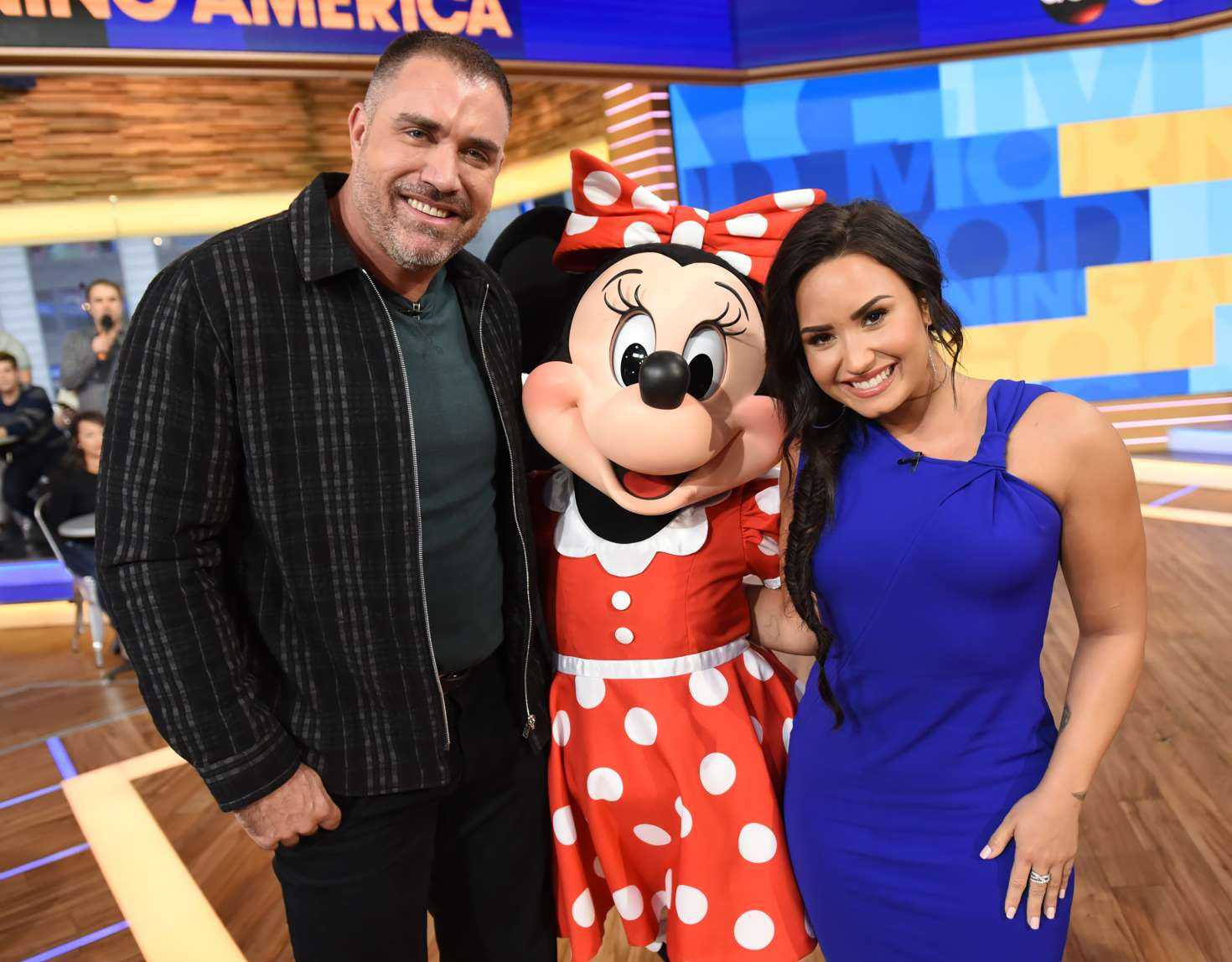 Demi-Lovato-on-Good-Morning-America-Set-5