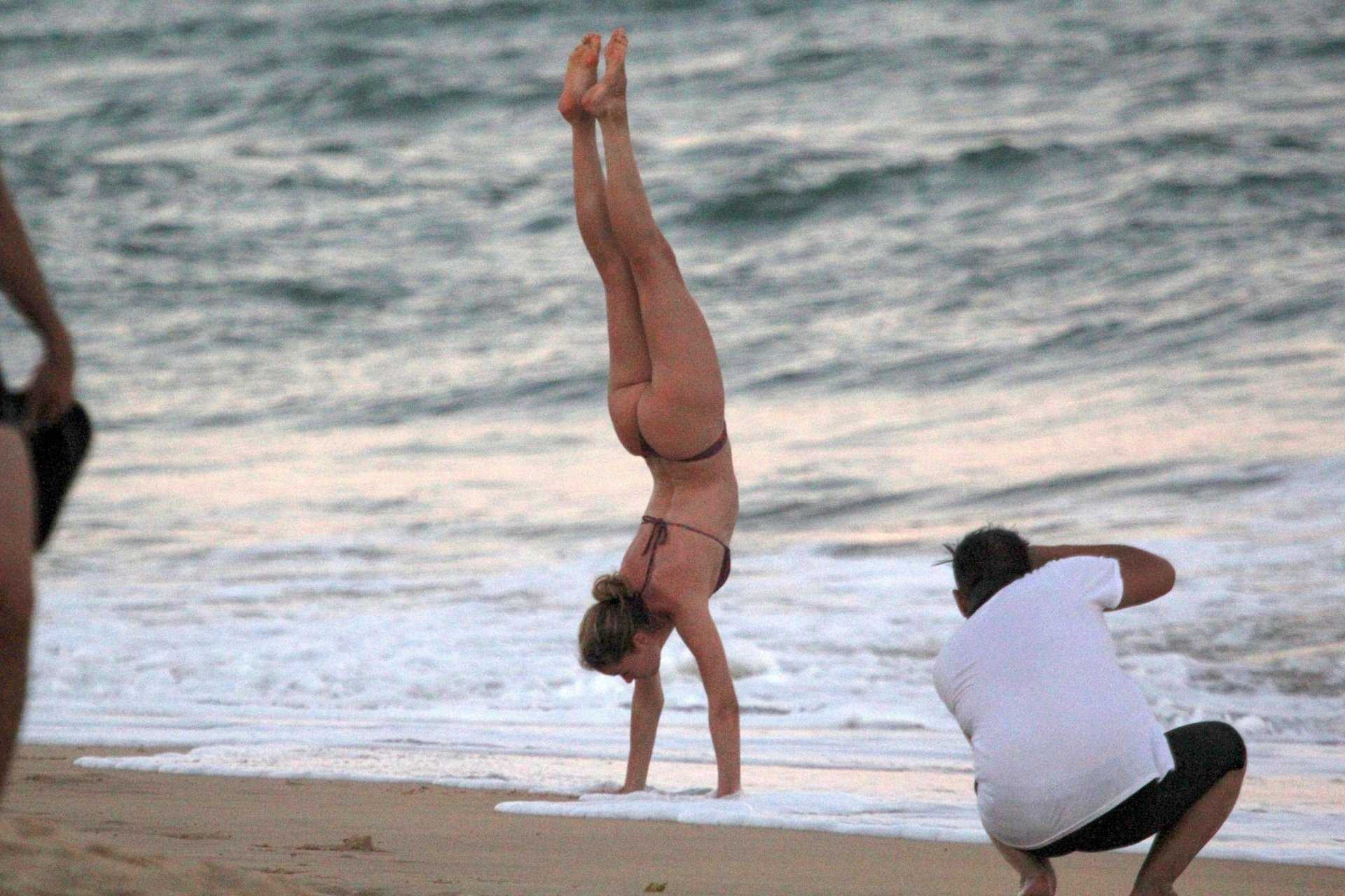 Doutzen-Kroes-129