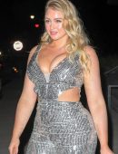 Iskra-Lawrence-817