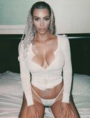 Kim-Kardashian-903