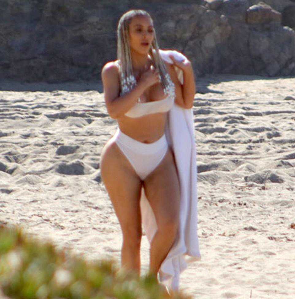 Kim-Kardashian-967