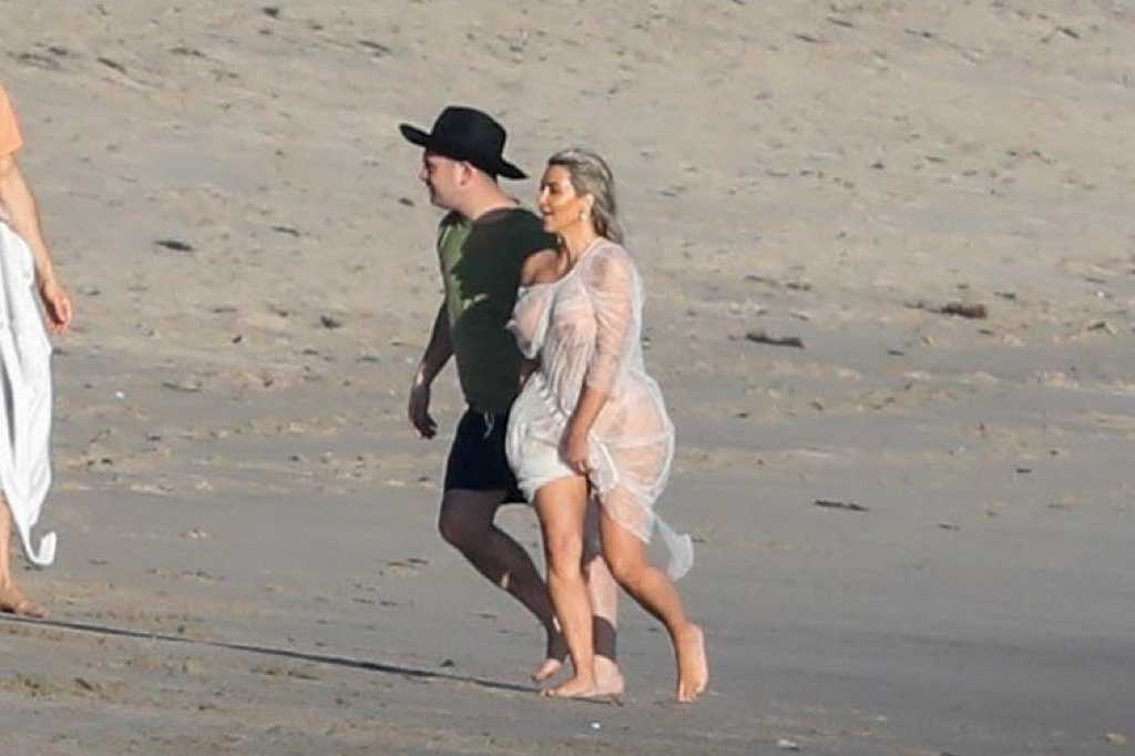 Kim-Kardashian-See-Through-608