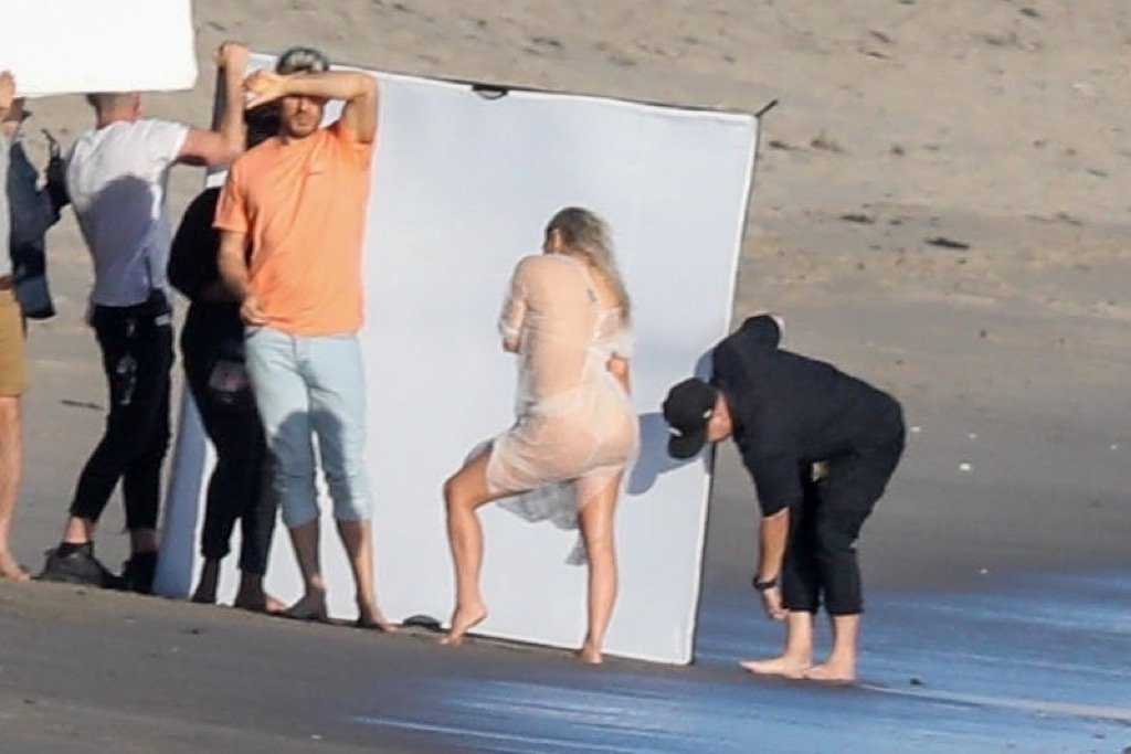 Kim-Kardashian-See-Through-611