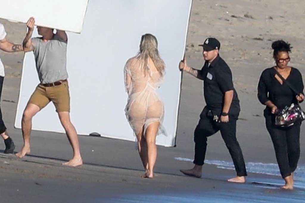 Kim-Kardashian-See-Through-620