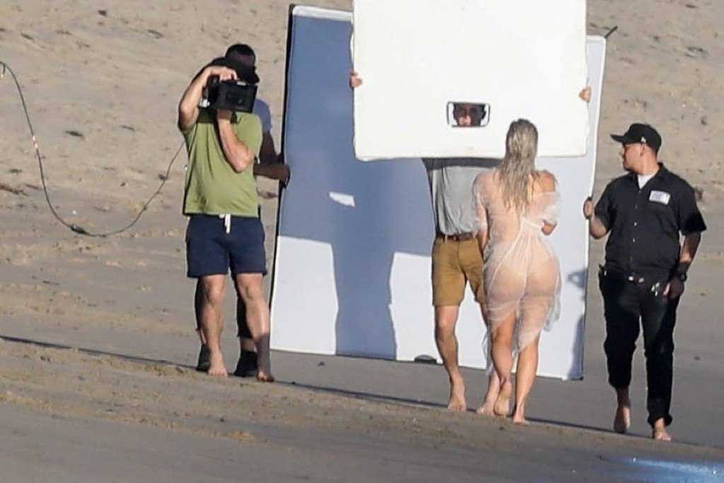 Kim-Kardashian-See-Through-622