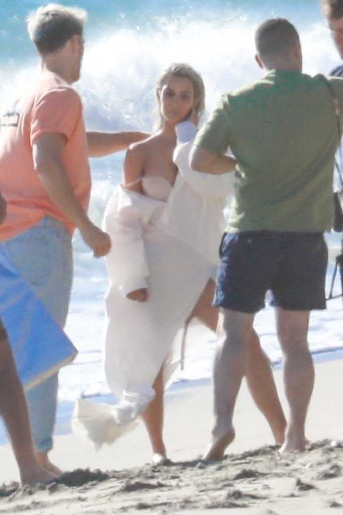 Kim-Kardashian-See-Through-627