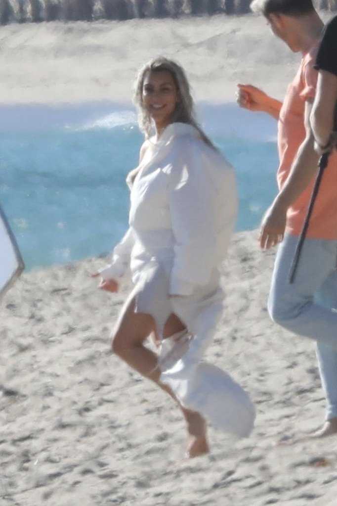 Kim-Kardashian-See-Through-631