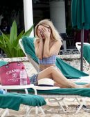 Kimberley Garner – Bikini Candids in Miami