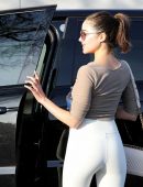 Olivia-Culpo-214