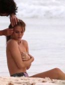 Rosie-Huntington-Whiteley-3