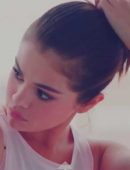 Selena-Gomez-Puma-Campaign-2018-47