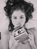 Selena-Gomez-Puma-Campaign-2018-7