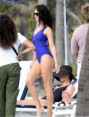 Shanina-Shaik-in-Swimsuit-724