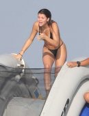 Sofia Richie Booty in Bikini, in Mexico off a Super Yacht