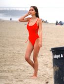 Sophie Mudd – Swimsuit Candids in Venice