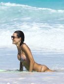 Alessandra-Ambrosio-312