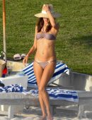 Alessandra-Ambrosio-455