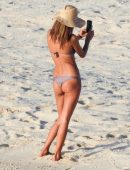Alessandra-Ambrosio-458