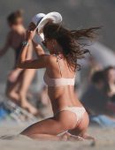 Alessandra-Ambrosio-984