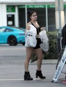 Ariel-Winter-at-Bed-Bath-and-Beyond-108