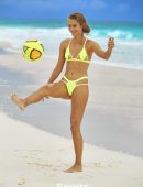 Chase-Carter-in-Sports-Illustrated-Swimsuit-Issue-2018-1
