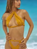 Chase-Carter-in-Sports-Illustrated-Swimsuit-Issue-2018-5