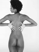 Ebonee-Davis-in-Sports-Illustrated-Swimsuit-Issue-2018-7