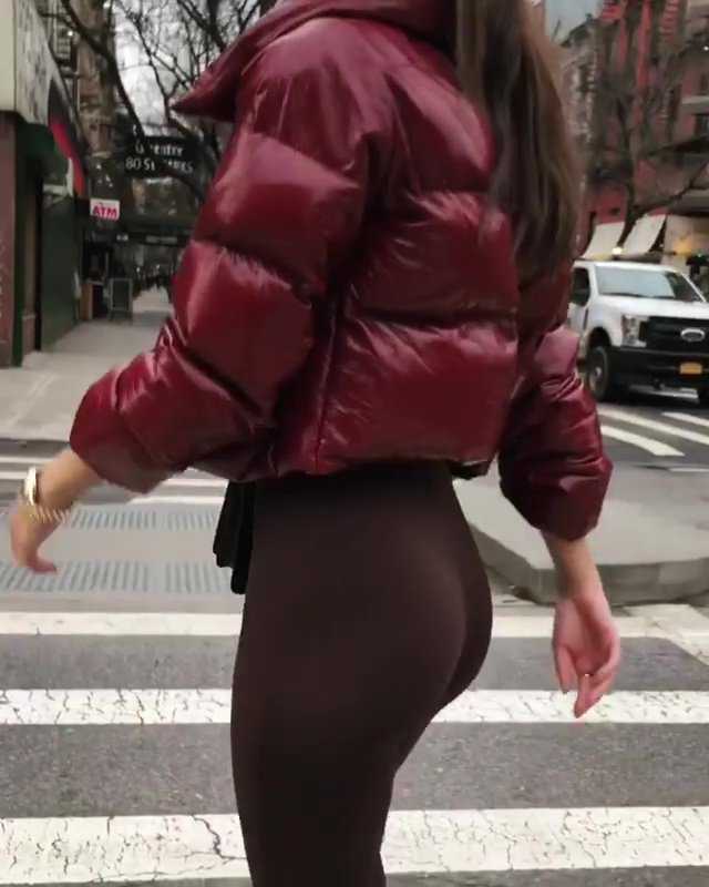 Emily-Ratajkowski-511