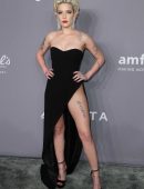 Halsey-Upskirt-11