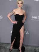 Halsey-Upskirt-12