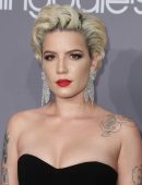 Halsey-Upskirt-3