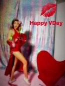 Miley-Cyrus-for-Valentines-Day-Photoshoot-2018-5