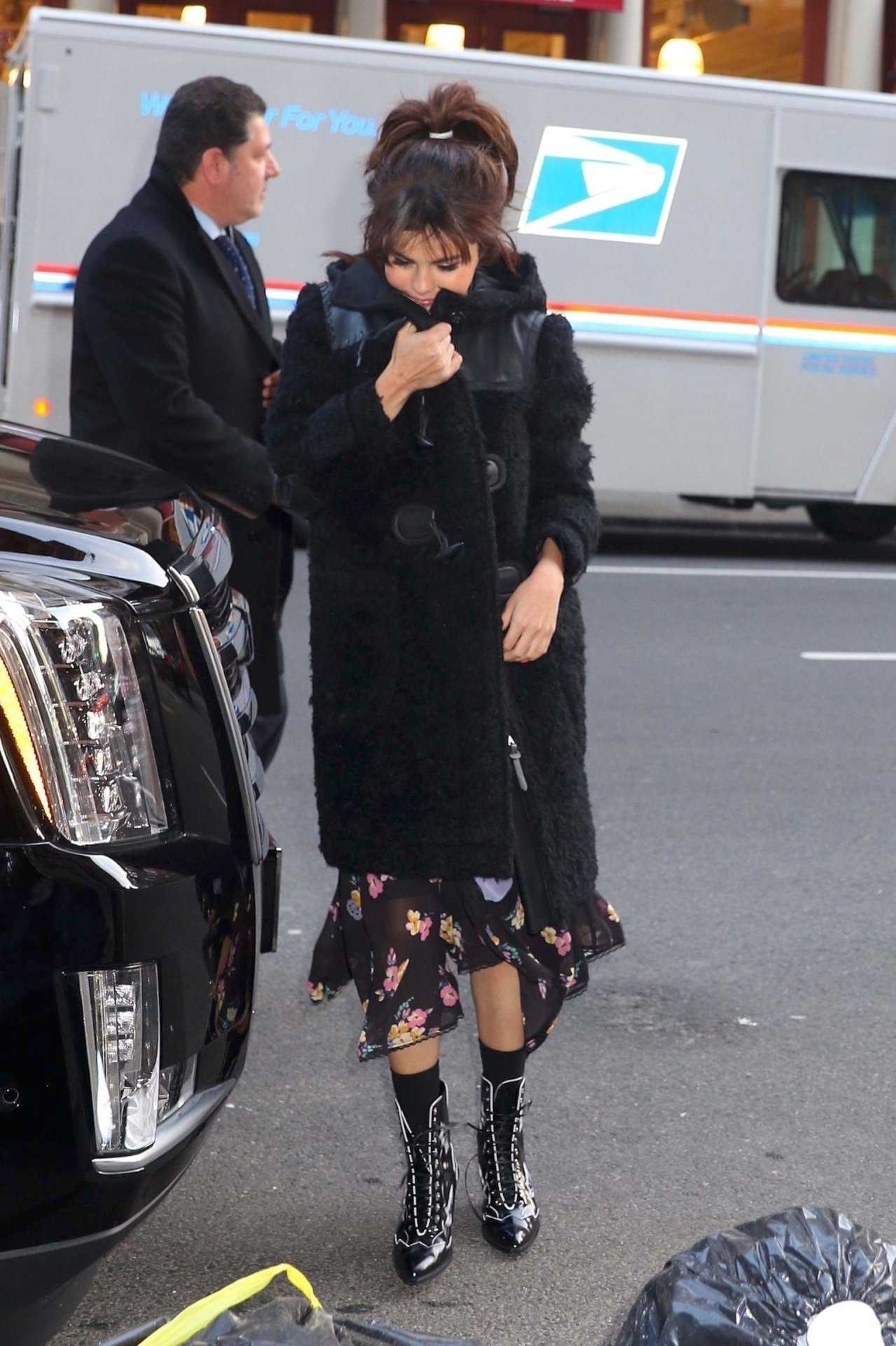 Selena-Gomez-at-Coach-1941-Fashion-Show-in-New-York-412