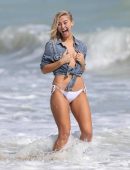 Selena-Weber-117